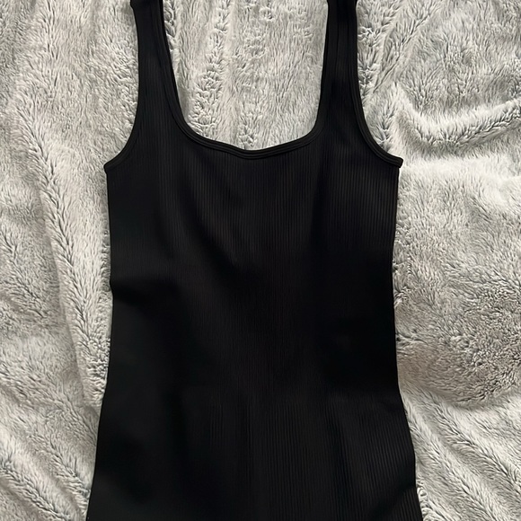 Ribbed jumpsuit - Picture 2 of 3